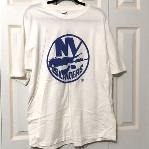 NY Islander tee